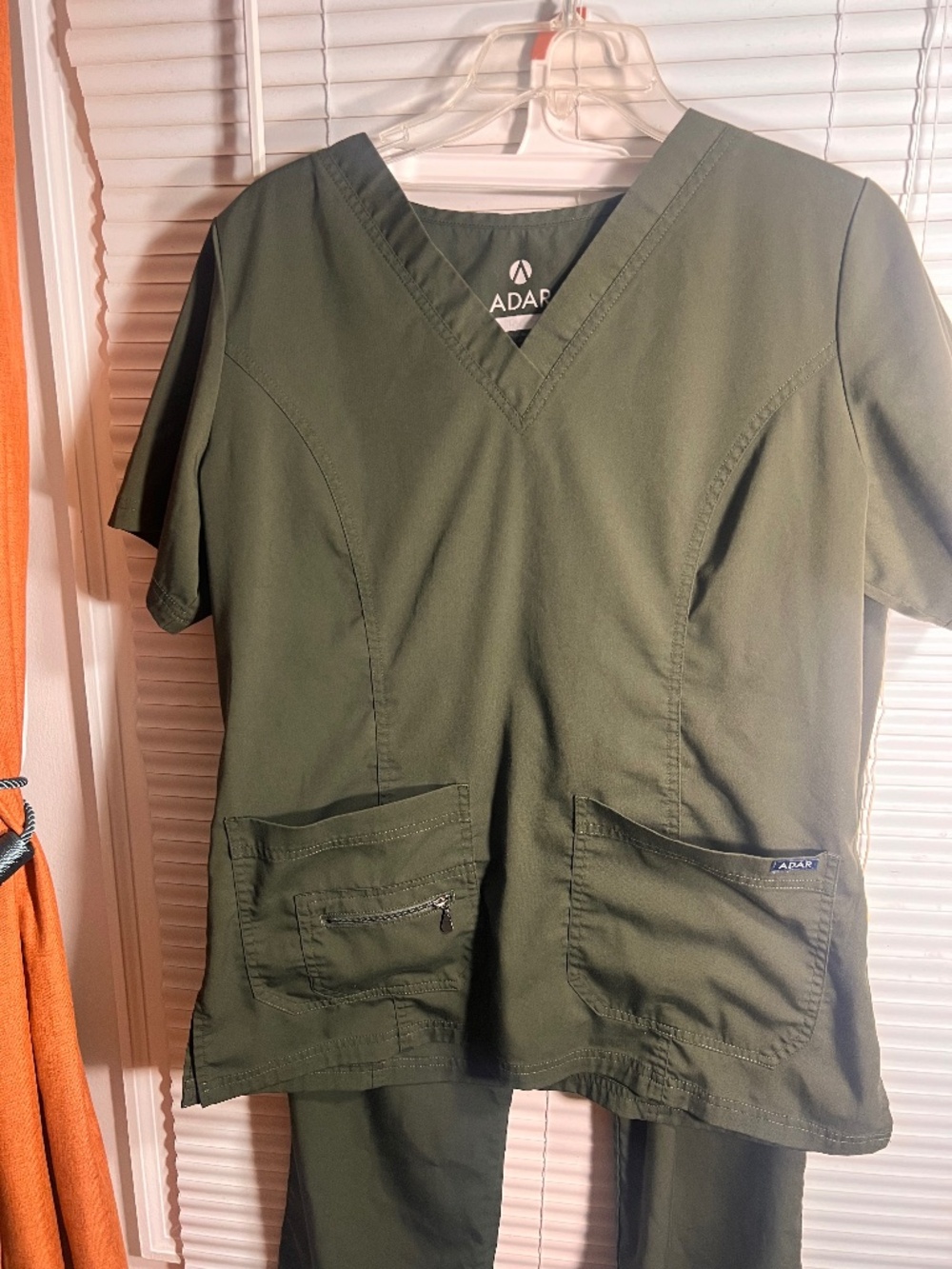 Adar Pro Scrub set